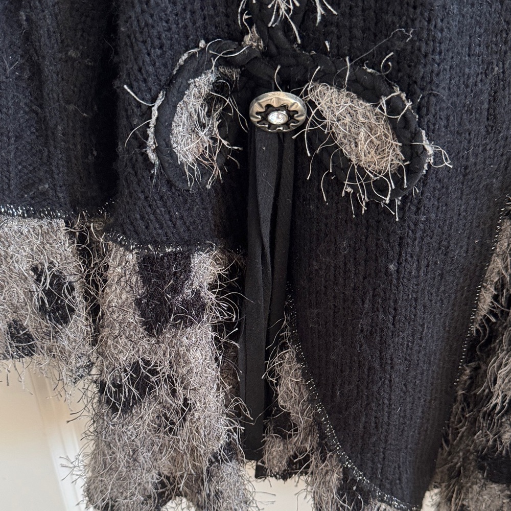 Sioni Black/Gray Mixed Media Cardigan -Size M - Picture 3 of 11